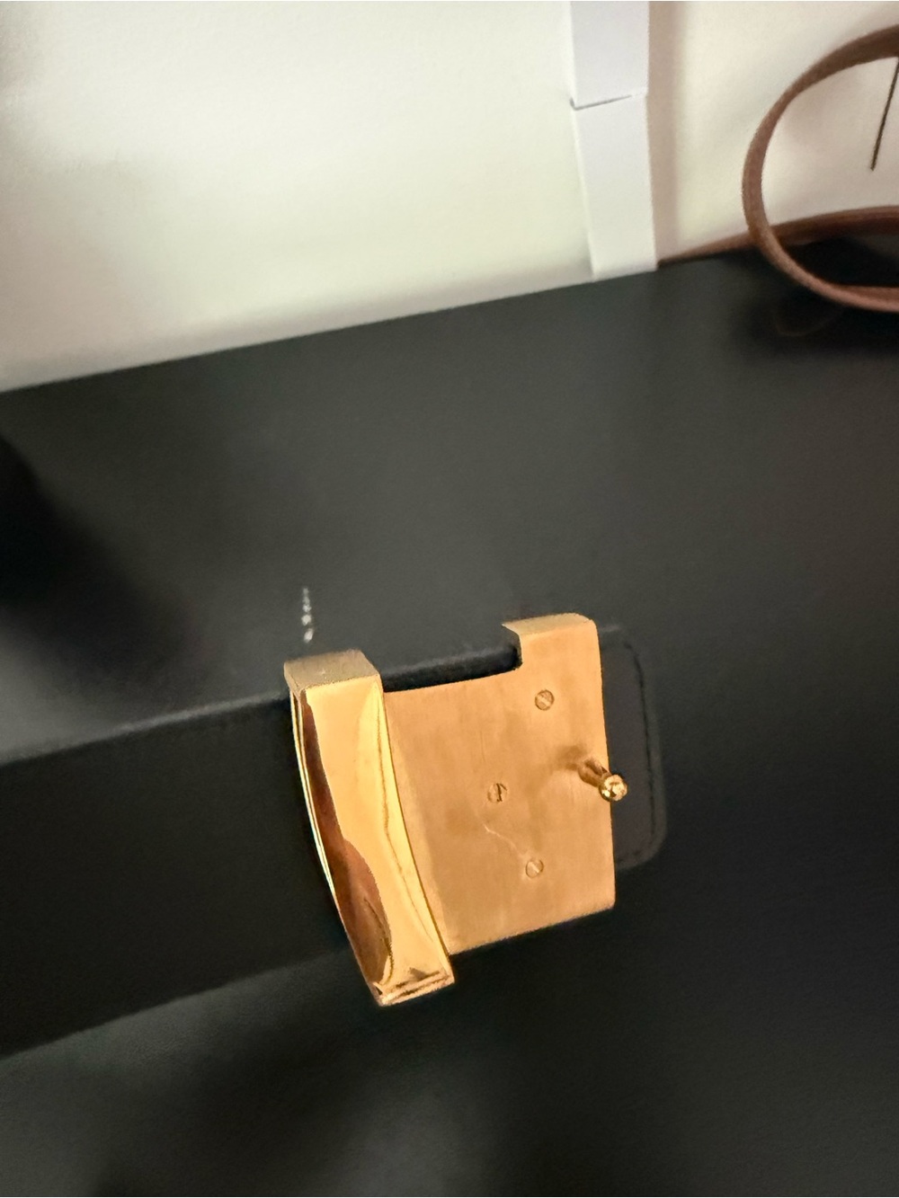 LV Epi Leather LV Initiales Belt Black Gold 40mm - Picture 6 of 11